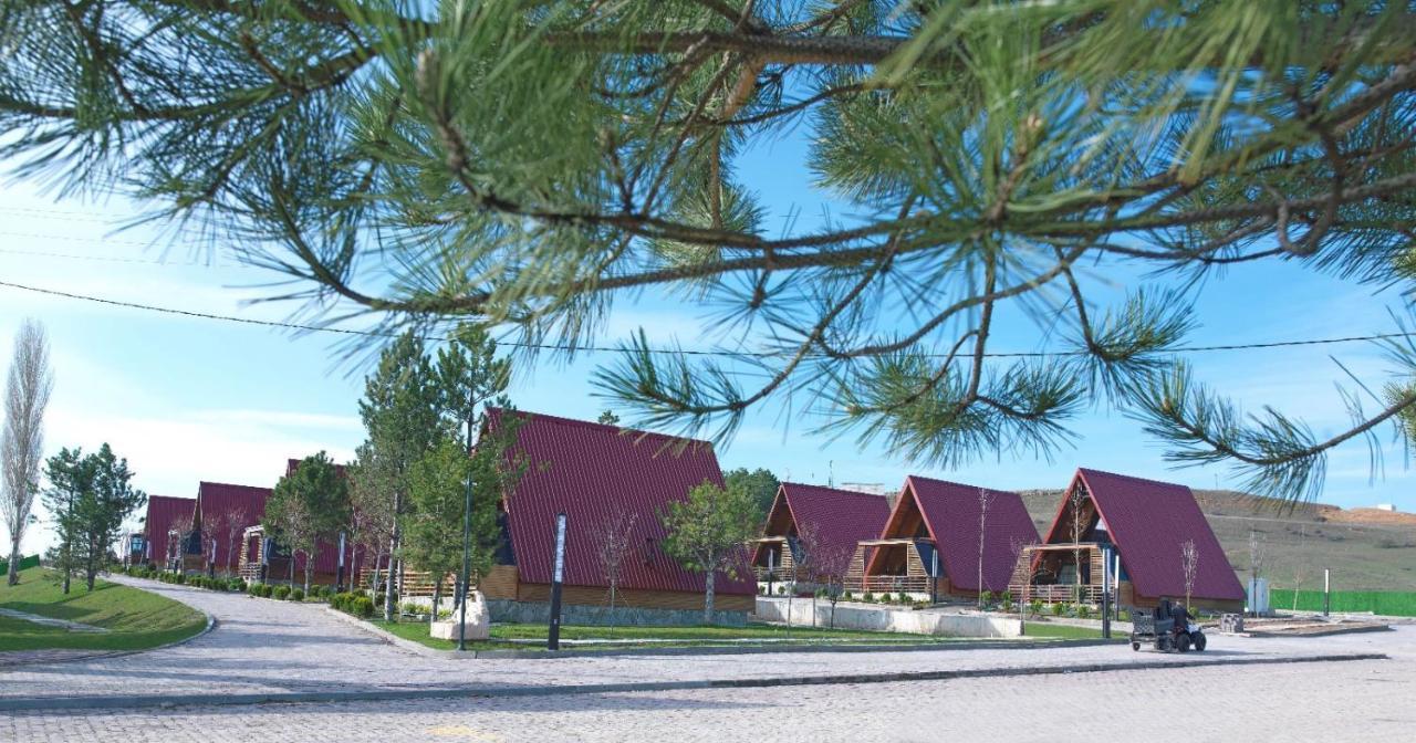 Sivas Camlica Termal Bungalow Bagian luar foto